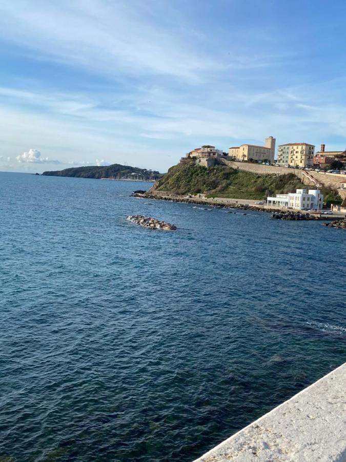 Appartamenti Tra Cielo E Mare ปีออมบีโน ภายนอก รูปภาพ